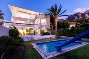  Villa on 1st Crescent  Кейптаун